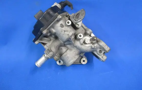 Audi A4 S4 B8 8K EGR valve cooler 03L131512CD 1312008182 V29009970B