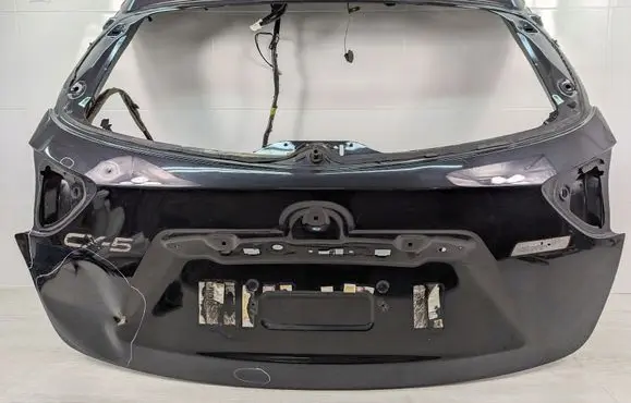 Mazda CX-5 Truck tailgate 01832
