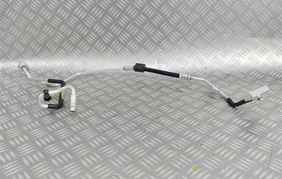 Audi Q8 Air conditioning (A/C) pipe/hose 4M1816720