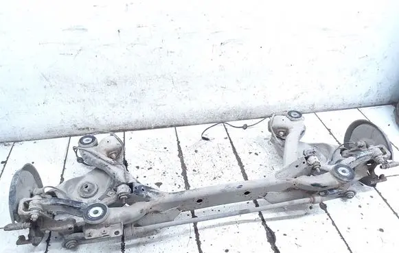Audi A4 S4 B6 8E 8H Rear subframe 