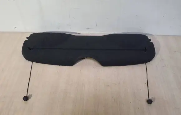 Parcel shelf