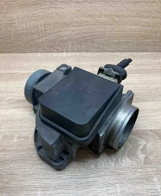 Audi A6 S6 C4 4A Mass air flow meter 4A0133471 0281002074