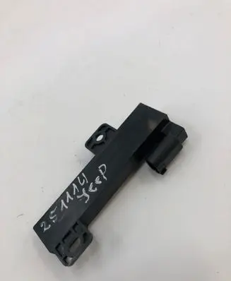 Jeep Compass Aerial antenna amplifier 58051315ab