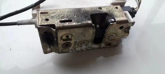 Ford Escort Rear door lock 93BG220A20BA 40382512V