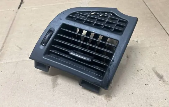 Mercedes-Benz S W221 Dashboard side air vent grill/cover trim A2218300254 2218300254