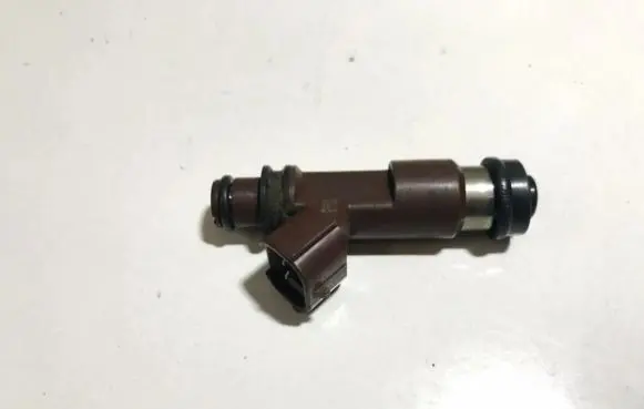 Subaru Outback Fuel injector 6jua1 010063101