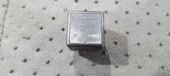 Volvo S70 V70 V70 XC Other relay 9441160 V23134-A52-X345
