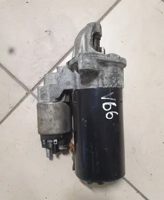 BMW 5 E60 E61 Starter motor 7796892 0001115046