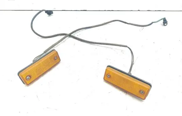 Mazda B series UF Front fender indicator light