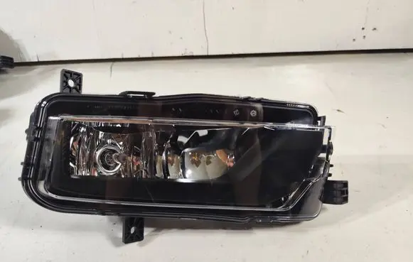 Volkswagen Crafter Front fog light 7C0941662C 10322060000
