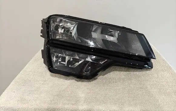 Skoda Karoq Headlight/headlamp