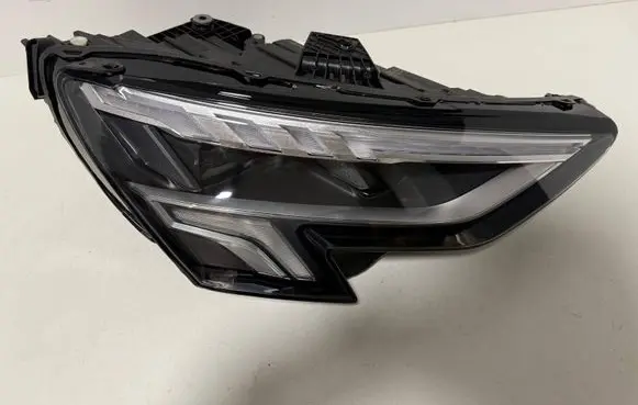Audi A3 8Y Headlight/headlamp 8Y0941034