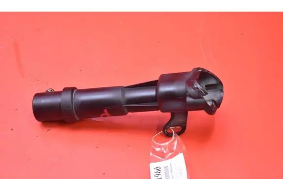 Volvo XC90 Windshield washer spray nozzle 