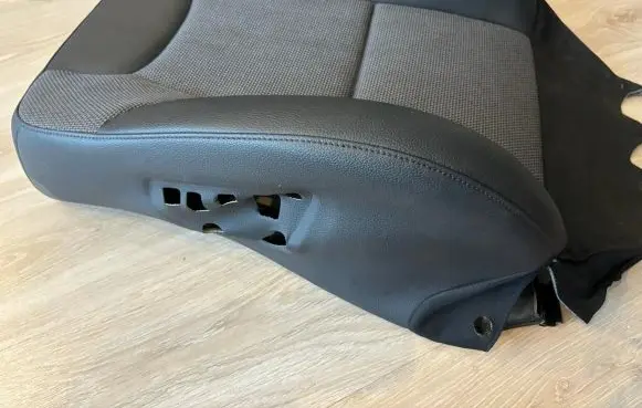 Mercedes-Benz C W204 Driver seat console base A2049100316