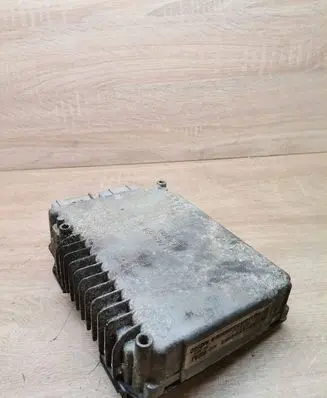 Chrysler Voyager Engine control unit/module ECU 04727402AJ 982560