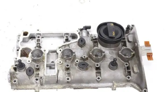 Audi A4 S4 B8 8K Rocker cam cover 06H103475G