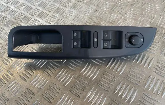 Volkswagen Golf V Electric window control switch 1K4959857B 178701S