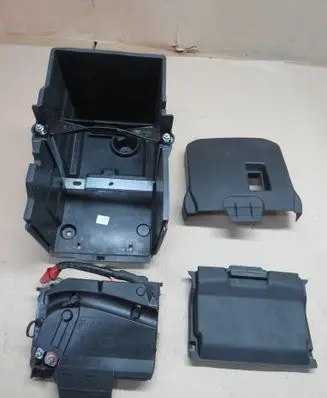 Ford Kuga II Battery box tray 