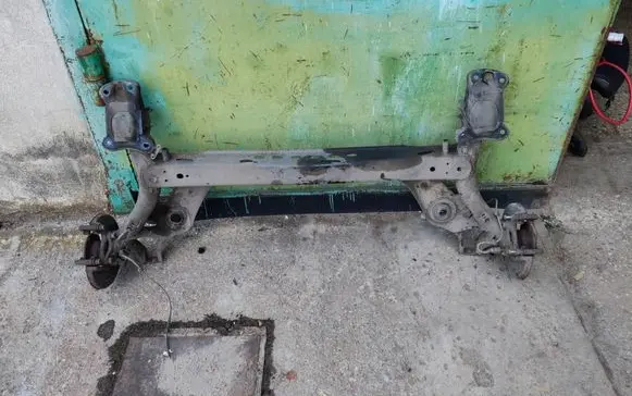 Skoda Octavia Mk3 (5E) Rear axle beam 5Q0501115