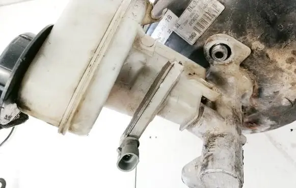 Opel Signum Master brake cylinder 320670692
