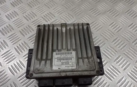 Renault Megane II Engine control unit/module 8200911560