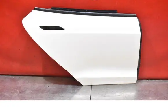 Tesla Model S Rear door