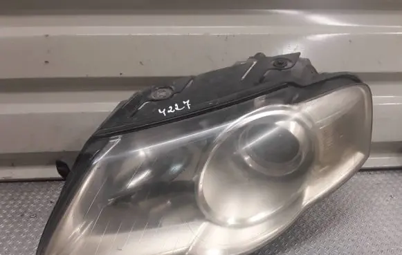 Volkswagen PASSAT B6 Headlight/headlamp 3C0941005Q
