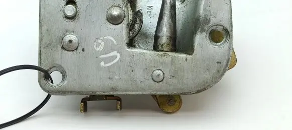 Mercedes-Benz 250 280 C CE W114 Rear door lock 0375