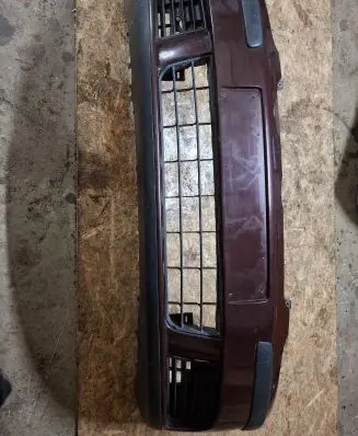 Volkswagen Golf V Front bumper