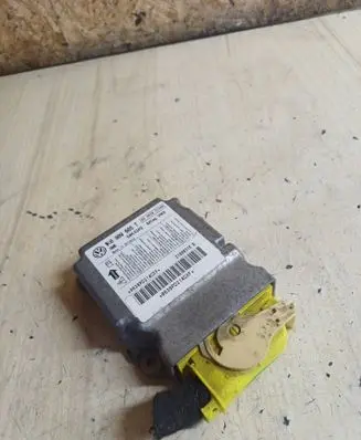Volkswagen Golf V Airbag control unit/module 1K0909605T 05H020S2300 0038PD214CXF