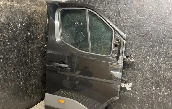 Renault Master IV Front door 