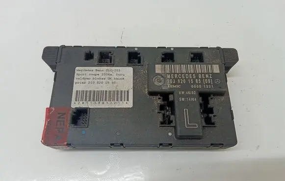 Mercedes-Benz C W203 Door control unit/module 2038201585