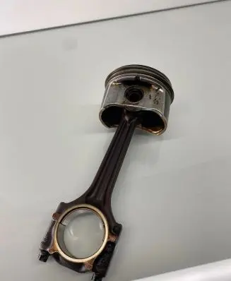 Volkswagen Golf V Piston with connecting rod 050D BGU