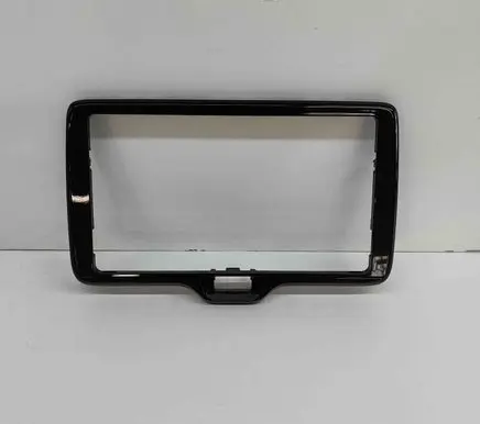Radio/GPS head unit trim
