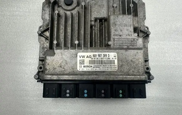 Audi A4 S4 B9 Engine control unit/module 06M907309D 06M907309