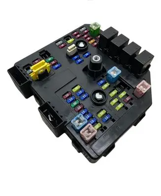 Chevrolet Captiva Fuse module 95142064
