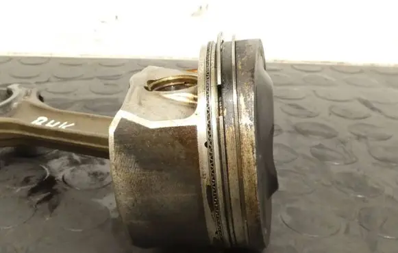 Porsche Cayenne (9PA) Piston 89L75
