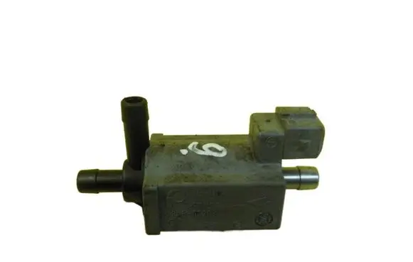 Ford Focus Fuel pressure sensor 72268724