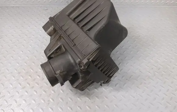 Nissan Murano Z51 Air filter box 165001AT0A