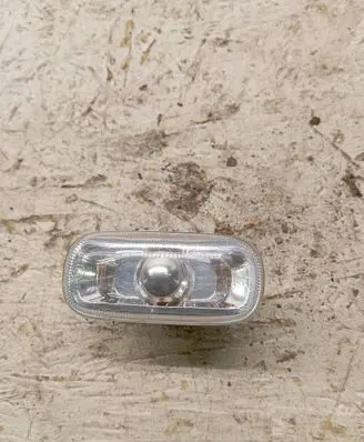 Volkswagen Transporter - Caravelle T5 Front fender indicator light 8E0949127
