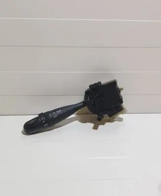 Toyota Yaris Indicator stalk 1736481