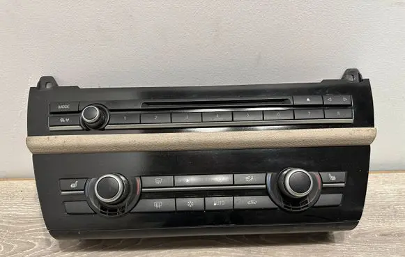BMW 5 F10 F11 Climate control unit 9249708 C733049 900252780015