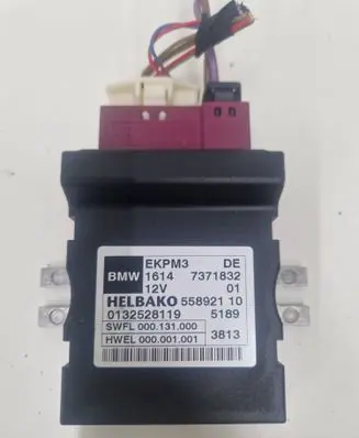 BMW 5 F10 F11 Fuel injection pump control unit/module 7371832 0132528119 55892110