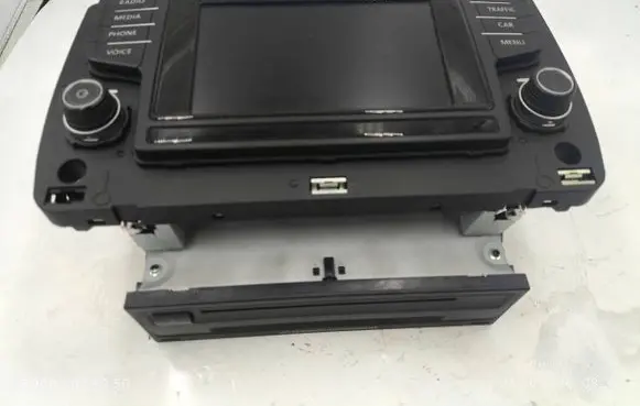 Volkswagen Golf VII Radio/CD/DVD/GPS head unit 5G0035874 5G0919605D