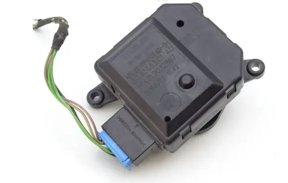 Seat Ibiza III (6L) Air flap motor/actuator 309368301AD H14919012967