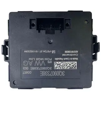 Volkswagen PASSAT B8 Light module LCM 3Q0907338E