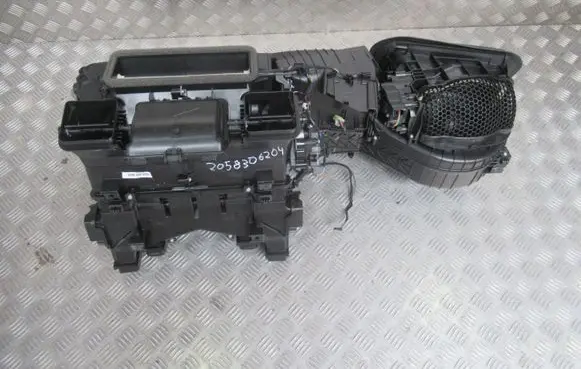 Mercedes-Benz C W205 Heater blower radiator A2058306204