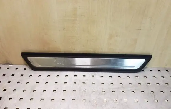 Hyundai i40 Front sill trim cover 858733Z100