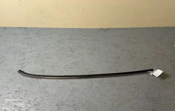 Mini One - Cooper F56 F55 Rear side glass trim 128662