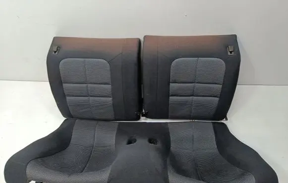 Mitsubishi 3000 GT Second row seats 